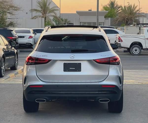 MERCEDES-BENZ - GLA250 - 2023 - 2,0L - V4 - BY TURBO - AMERICAN SPECS VERY GOOD CONDITION