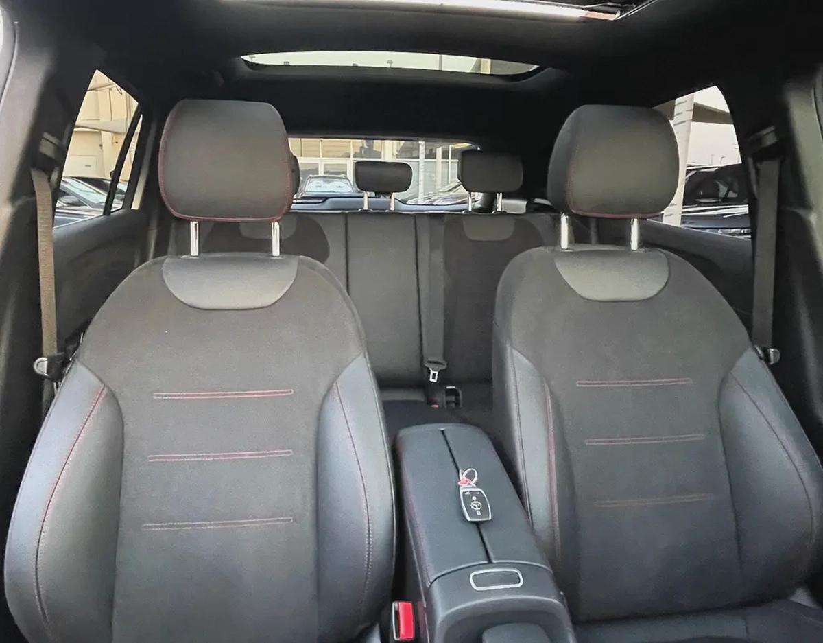 MERCEDES-BENZ - GLA250 - 2023 - 2,0L - V4 - BY TURBO - AMERICAN SPECS VERY GOOD CONDITION-10-10