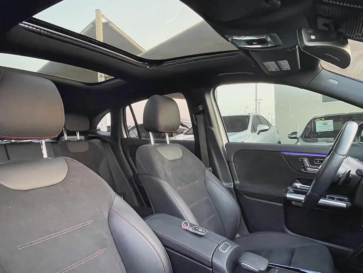 MERCEDES-BENZ - GLA250 - 2023 - 2,0L - V4 - BY TURBO - AMERICAN SPECS VERY GOOD CONDITION-12-12
