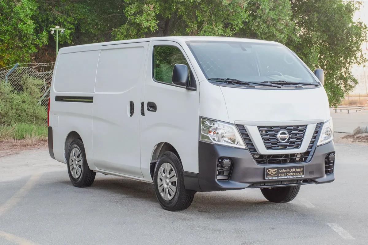 2022 Nissan Urvan | Standard Roof Delivery Van | GCC Specs | Ref#N32210-1-1