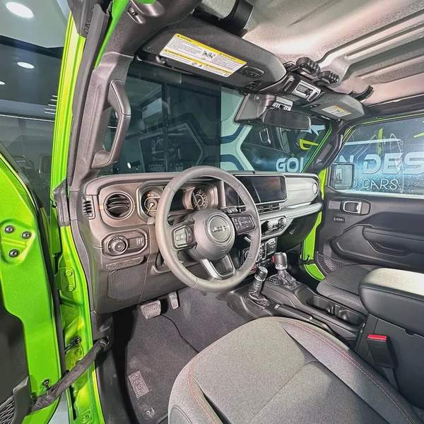 2025 Jeep Wrangler Rubicon V6