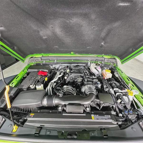 2025 Jeep Wrangler Rubicon V6