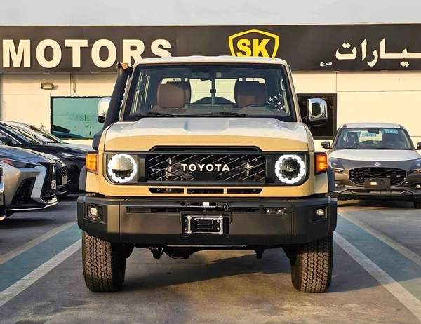 Toyota Land Cruiser Pick Up LC79 LX-Z1 /T/DVD CAMERA/WINCH,SNORKEL/DIFF LOCK (CODE#LC79DC28A)