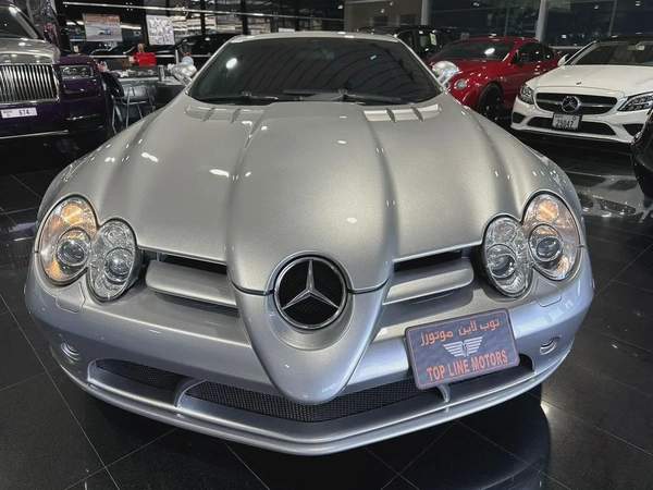 Mclaren SLR, full service history from Abu Dhabi dealer service done, new tires