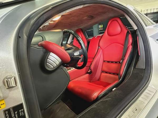 Mclaren SLR, full service history from Abu Dhabi dealer service done, new tires