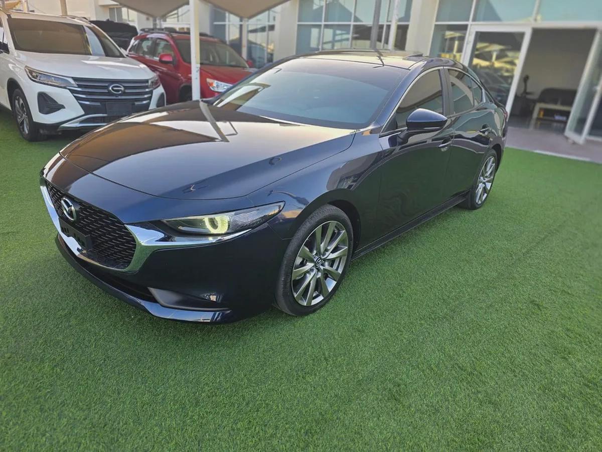 Mazda 3 -2023- GCC - FREE ACCIDENT-ORIGINAL PAINT—LOW MILAGE—EXCELLENT CONDITIONS -SERVICES EGINCE-0-0