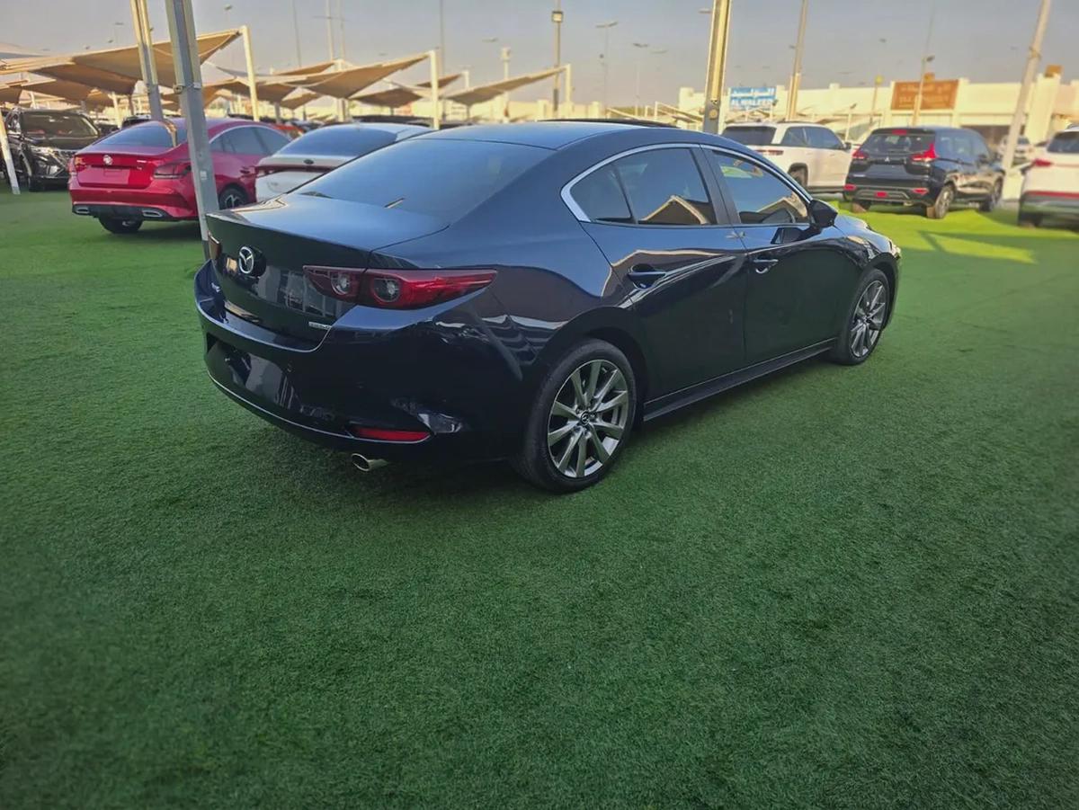 Mazda 3 -2023- GCC - FREE ACCIDENT-ORIGINAL PAINT—LOW MILAGE—EXCELLENT CONDITIONS -SERVICES EGINCE-4-4