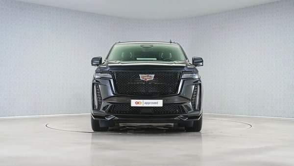 Special Offer | AED 6,328 PM | GCC, High Option | Escalade V