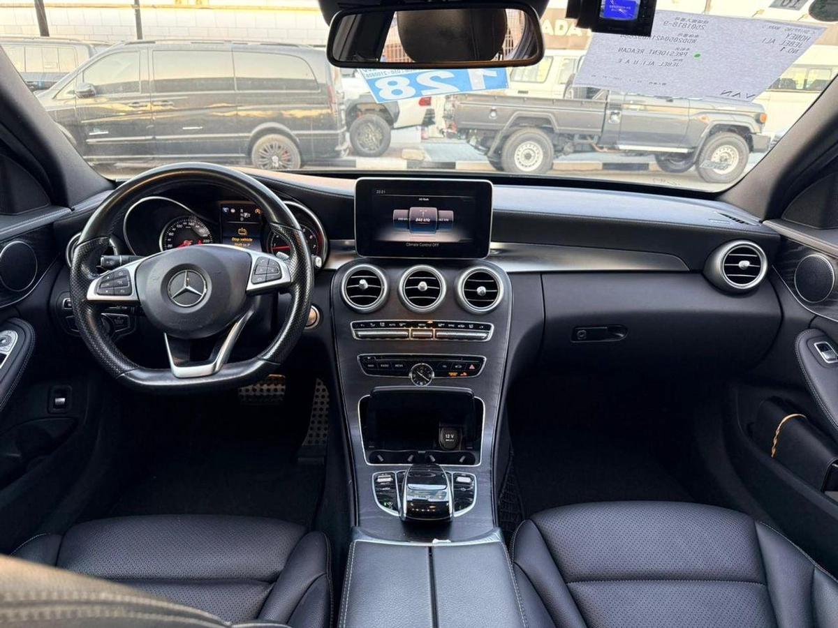 Mercedes-Benz C 200-6-6