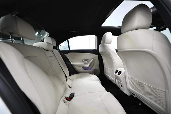 A220 | 1,750 AED Monthly | Registration