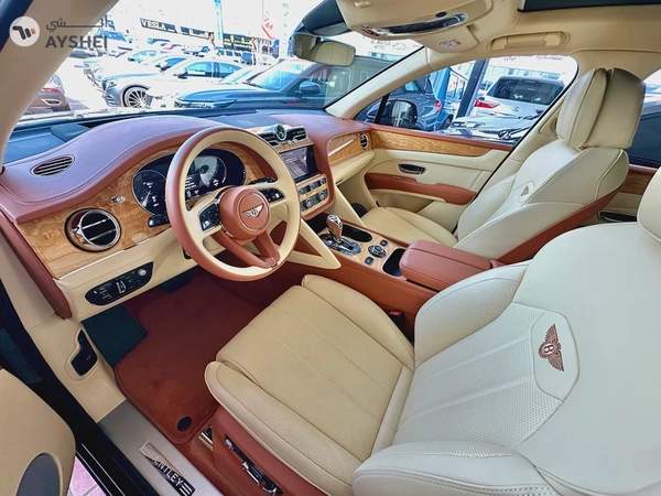 Bentley Bentayga 2022 low mileage