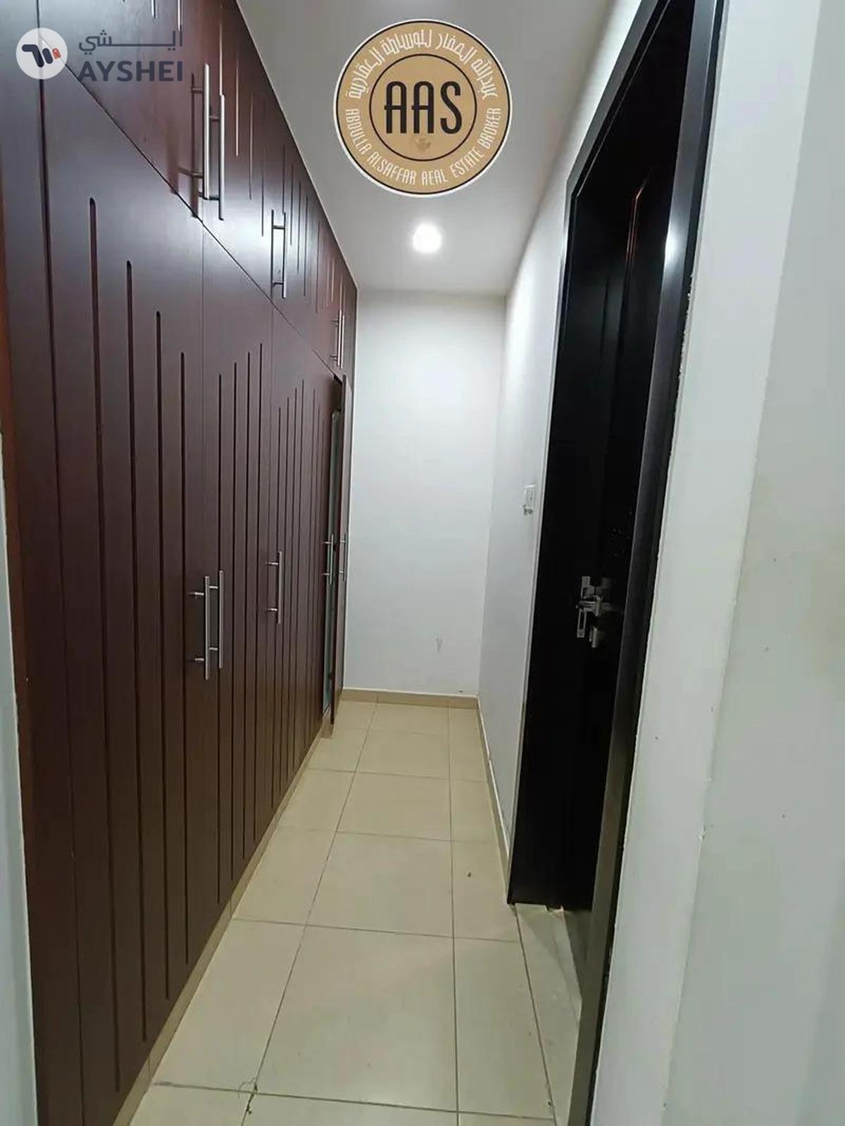 Very Spacious 1Bhk Chillar free Available in 60k-8-8