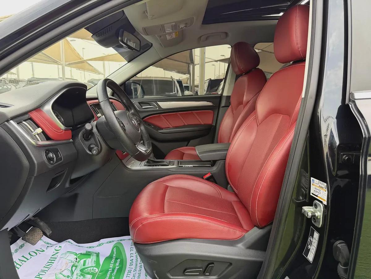 MG RX5 Luxury 2023 - GCC Specs - Excellent Conditio-ORIGINAL PAINT-12-12