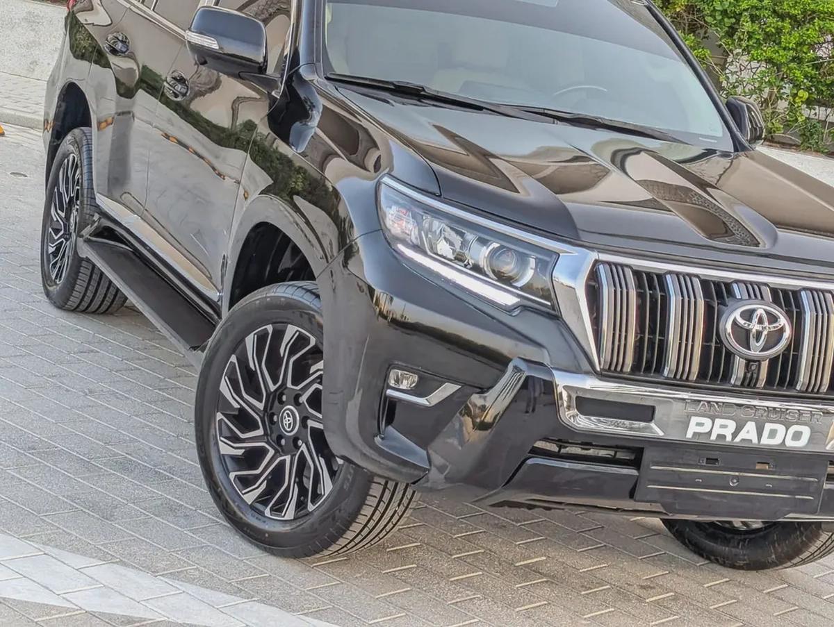 TOYOTA PRADO 2011 FACELIFTED 2023 WITH INTERIOR AND EXTERIOR GCC V4 2.7L IN EXCELLENT CONDITION-17-17