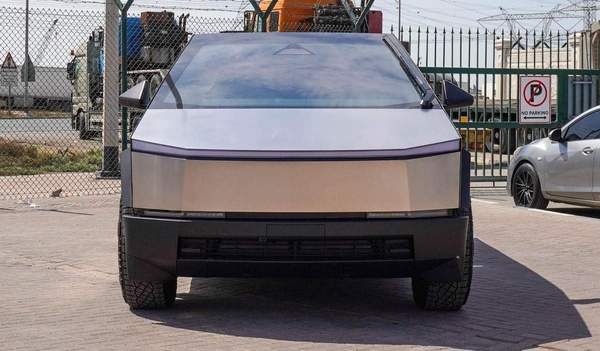 Tesla Cybertruck FOUNDATION SERIES