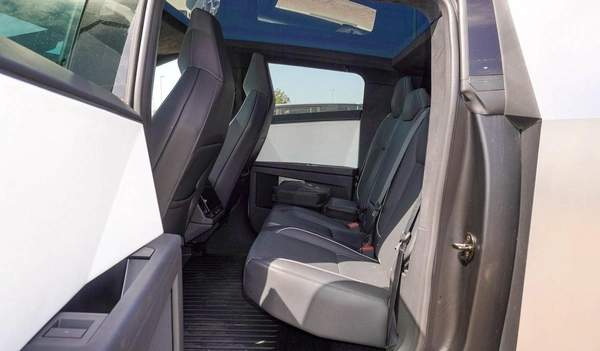 Tesla Cybertruck FOUNDATION SERIES