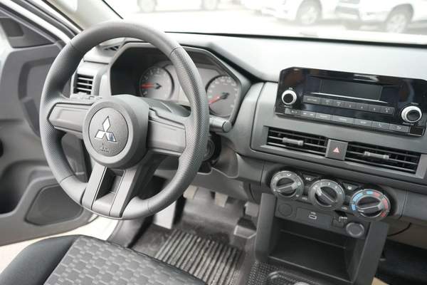 MITSUBISHI L200 DIESEL GL MY2025 MANUAL 4WD
