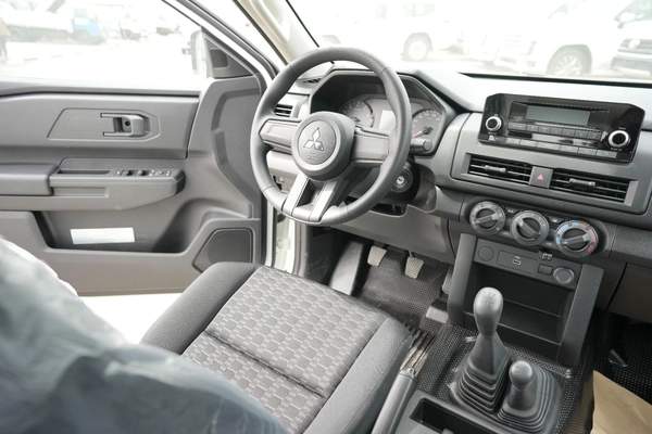 MITSUBISHI L200 DIESEL GL MY2025 MANUAL 4WD