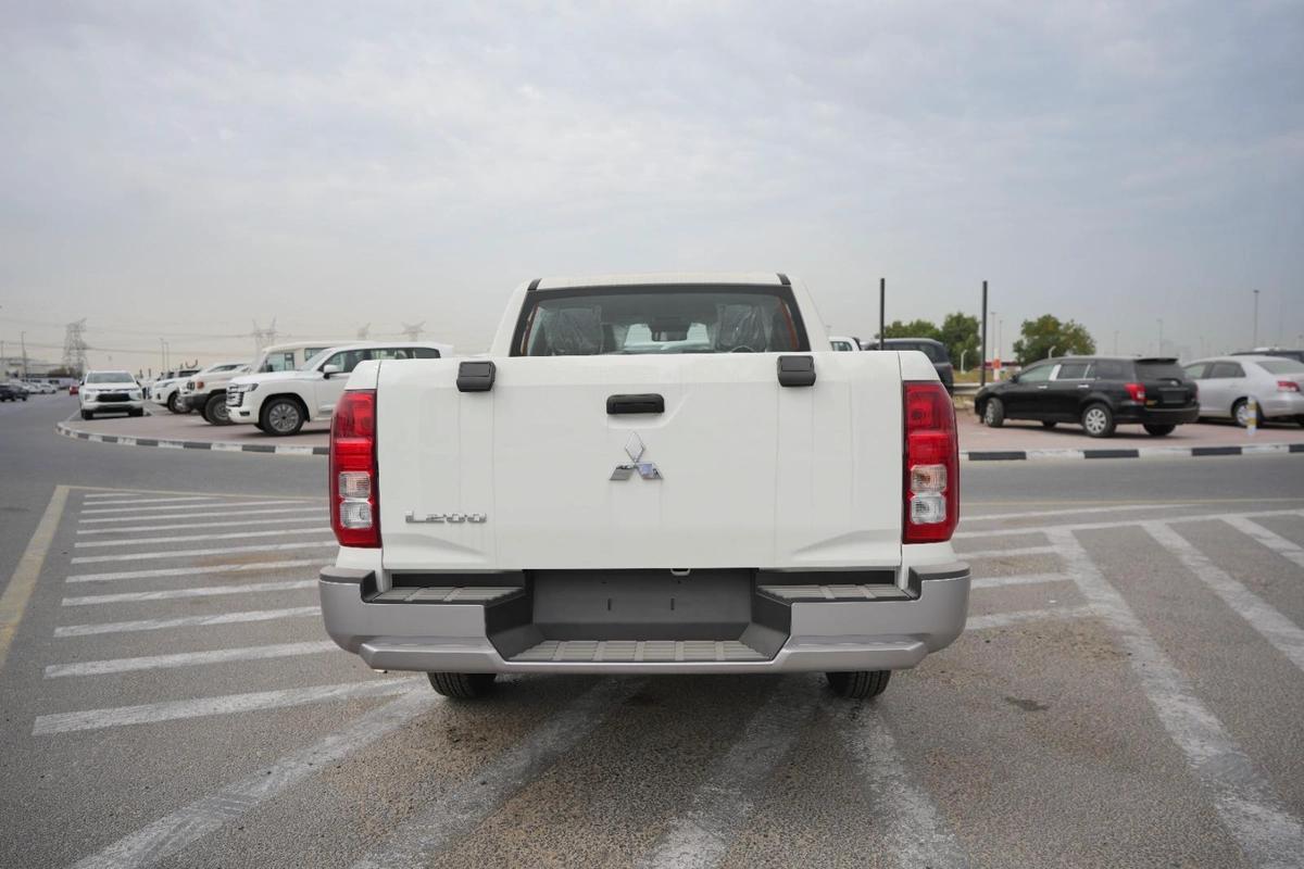 MITSUBISHI L200 DIESEL GL MY2025 MANUAL 4WD-10-10