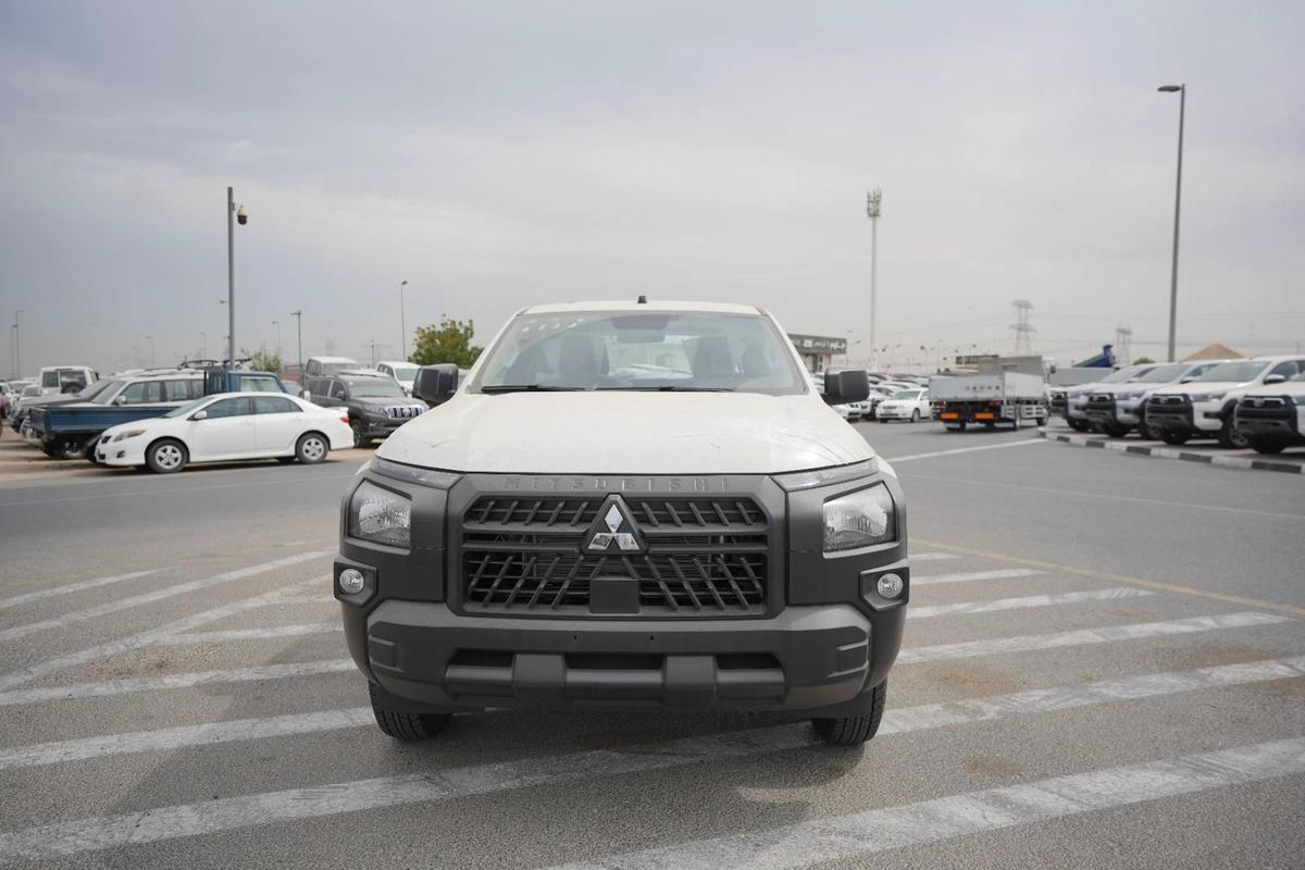 MITSUBISHI L200 DIESEL GL MY2025 MANUAL 4WD-1-1