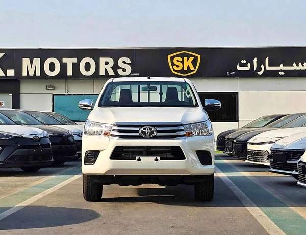 Toyota Hilux SINGLE CABIN BASIC / 5 + 2 HOOKS LONG BODY / 2.4L DIESEL M/T / PWR WINDOWS