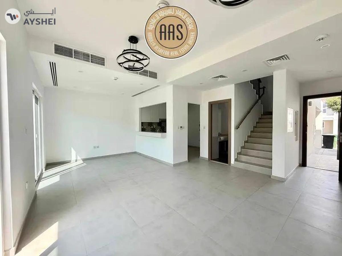 GOOD OFFER PRIME LOCATION 3BR+MAID VILLA-13-13