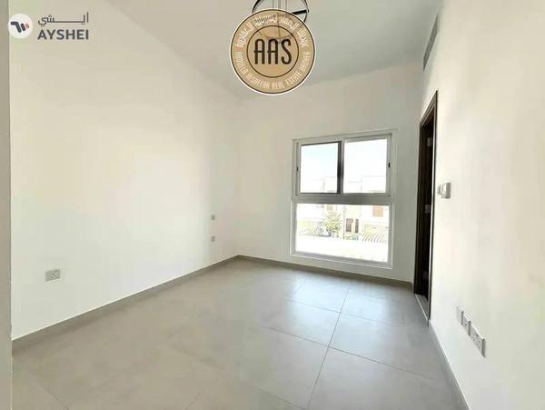 GOOD OFFER PRIME LOCATION 3BR+MAID VILLA