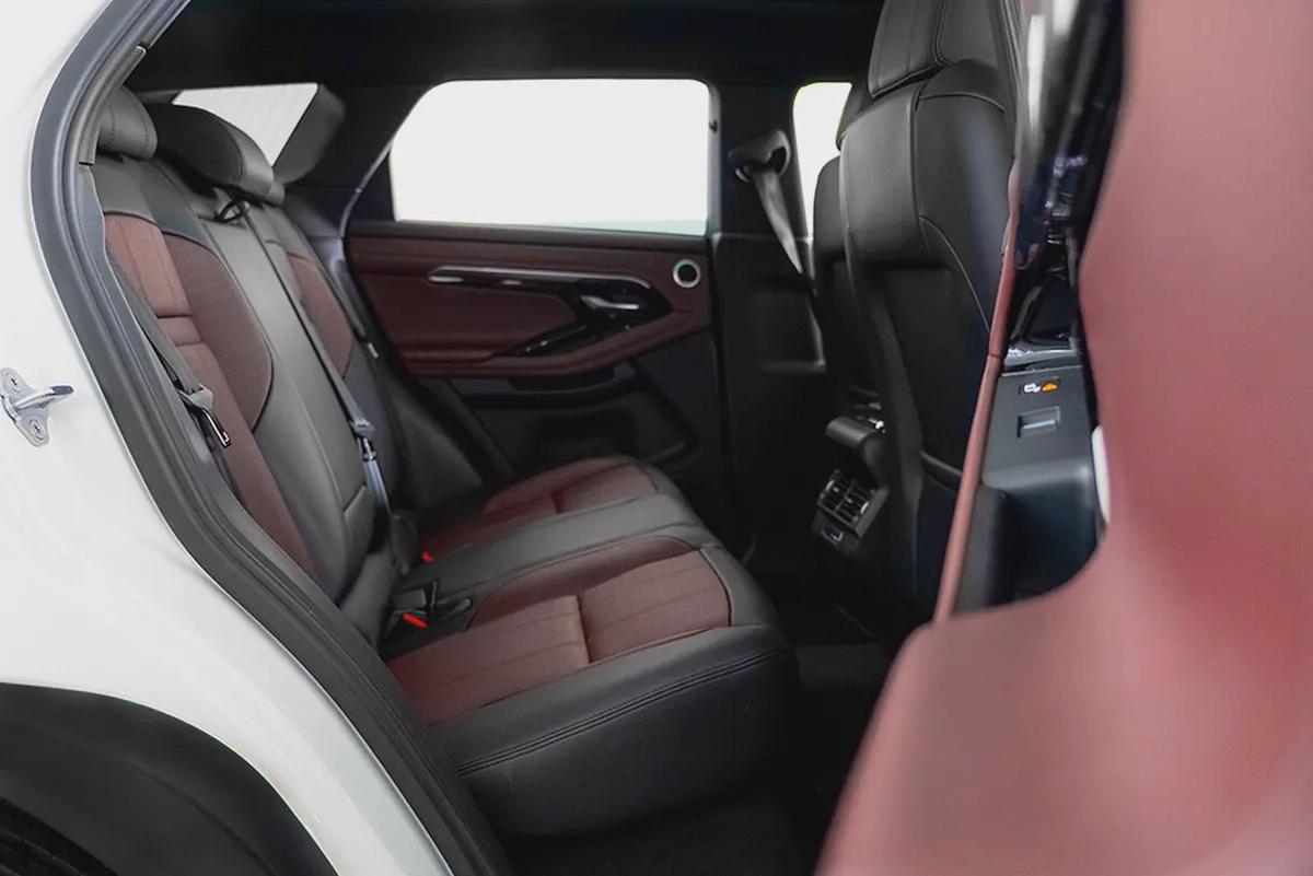 2,786 AED / 60 month’s | 0% DP | 2021 Range Rover Evoque P250 HSE R-Dynamic / Rang Rover Warranty a-12-12