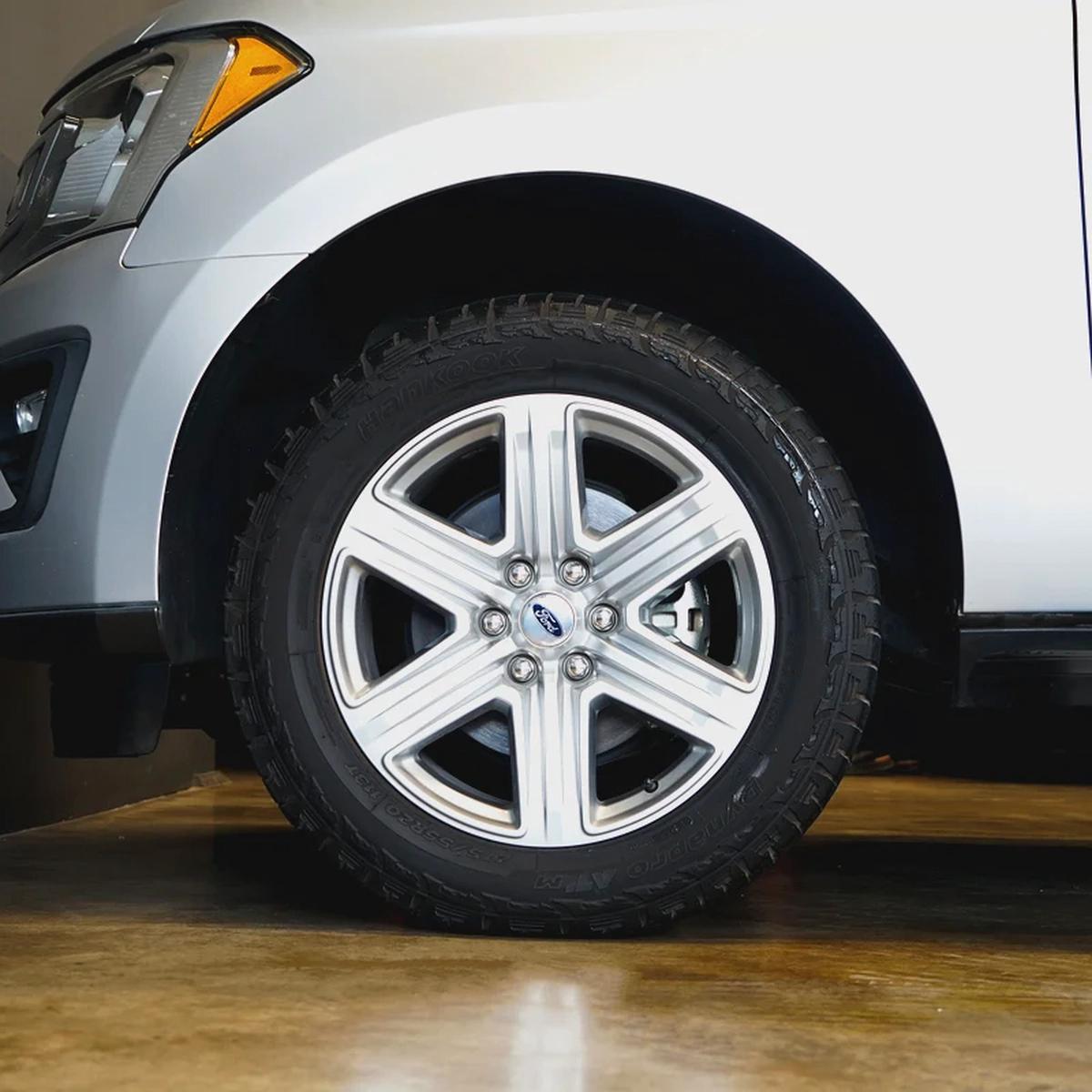AED 1,865 pm • 0% Downpayment • Expedition XLT • Agency Warranty-5-5