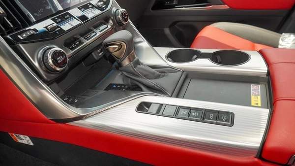 Lexus LX600 FSport 3.5L V6 5 Seats