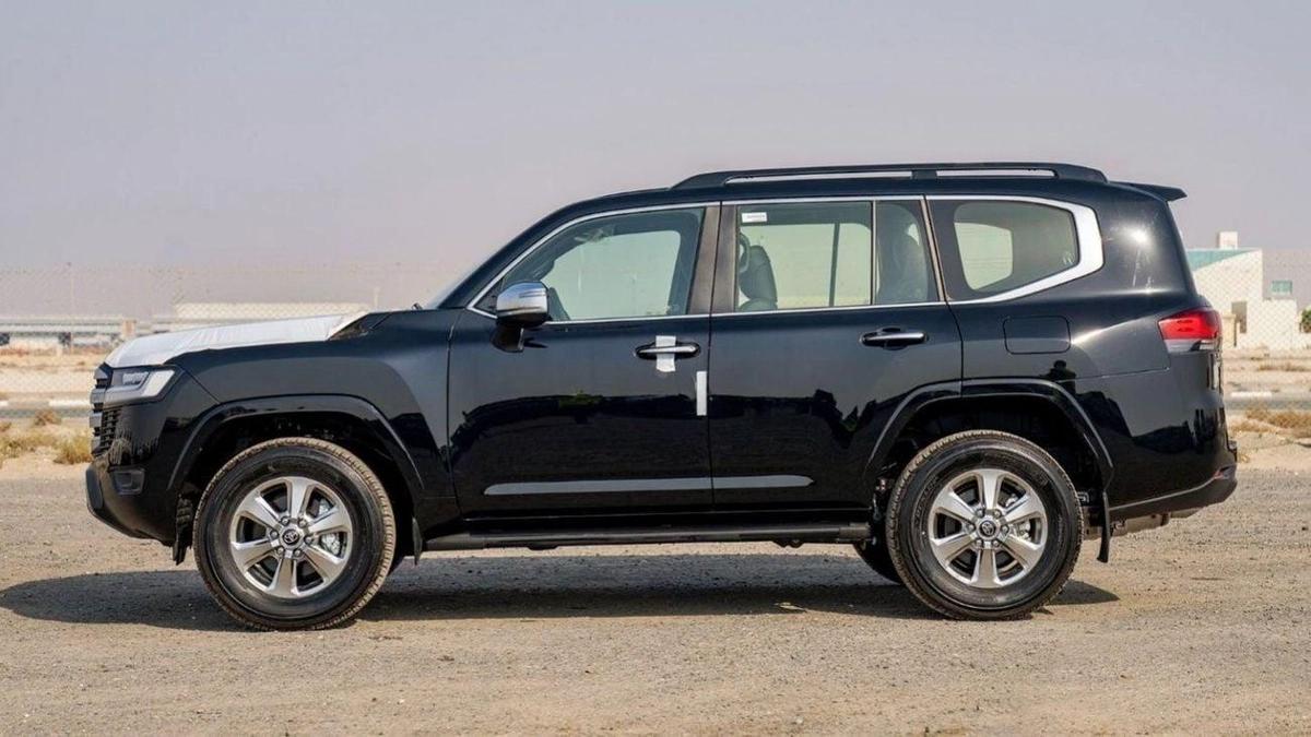 Toyota Land Cruiser LAND CRUISER VX 4.0L-6-6