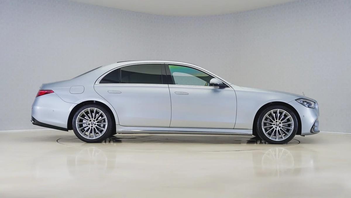 S 580 AMG Line | AED 5,323 PM | Up to 3 Years Warranty Unlimited |-2-2