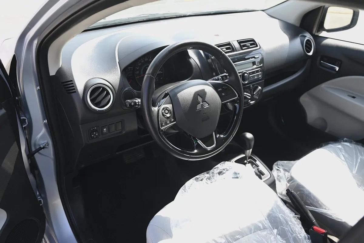 0% DP - ORIGINAL PAINT - MITSUBISHI ATTRAGE 2022 - LOW MILEAGE - GCC-8-8