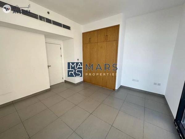 Spacious 1 BHK | Close Kitchen | Big Balcony.