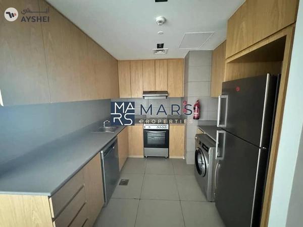 Spacious 1 BHK | Close Kitchen | Big Balcony.