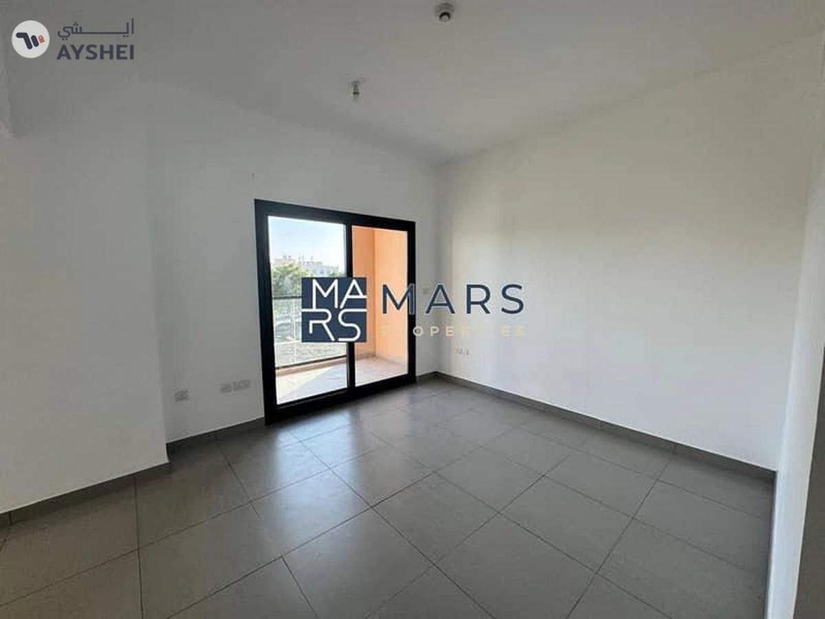 Spacious 1 BHK | Close Kitchen | Big Balcony.-1-landscape