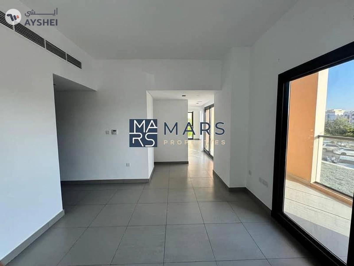 Spacious 1 BHK | Close Kitchen | Big Balcony.-3-3