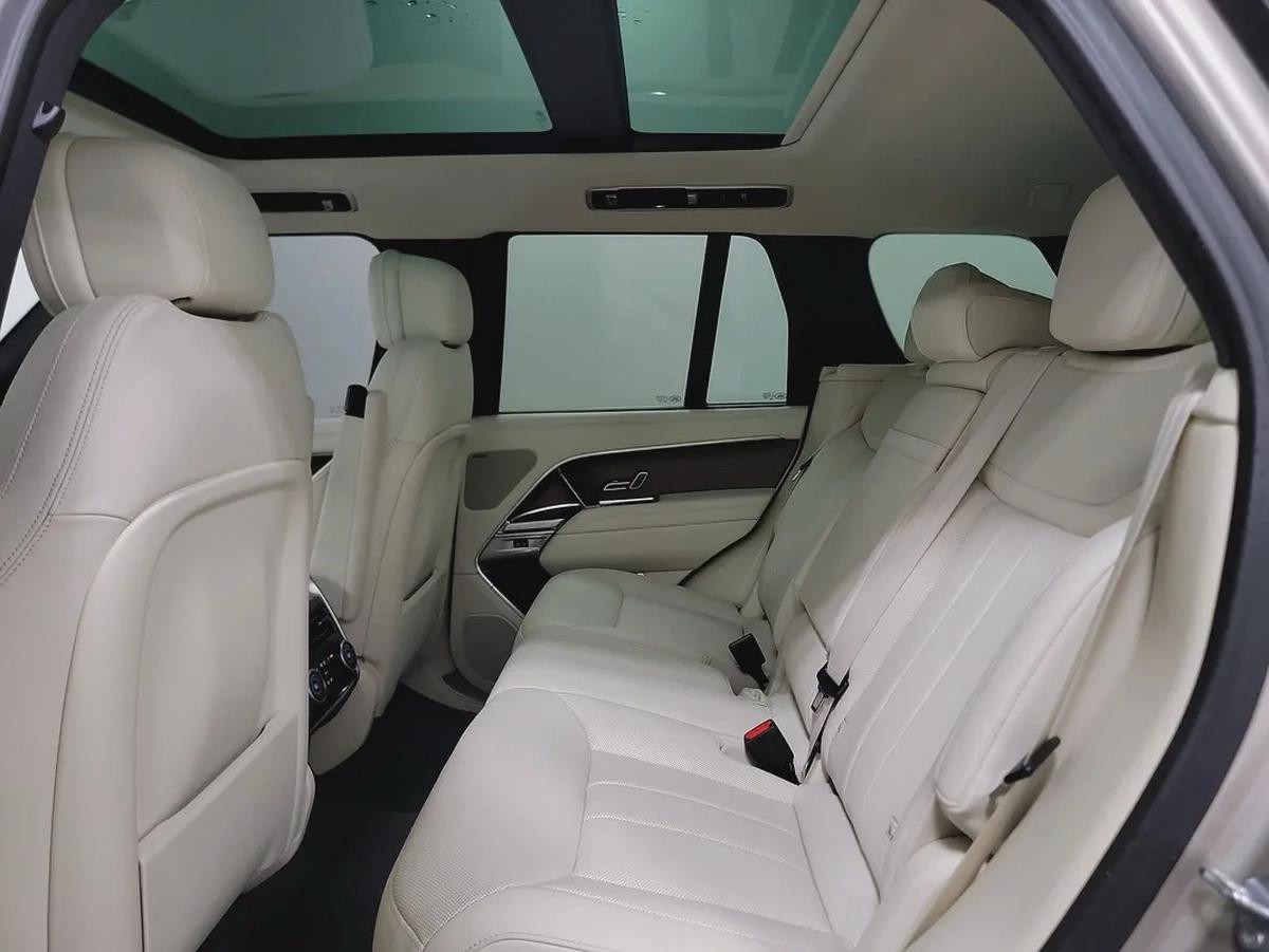 Land Rover Range Rover Vogue 2023 - American Specs-5-5