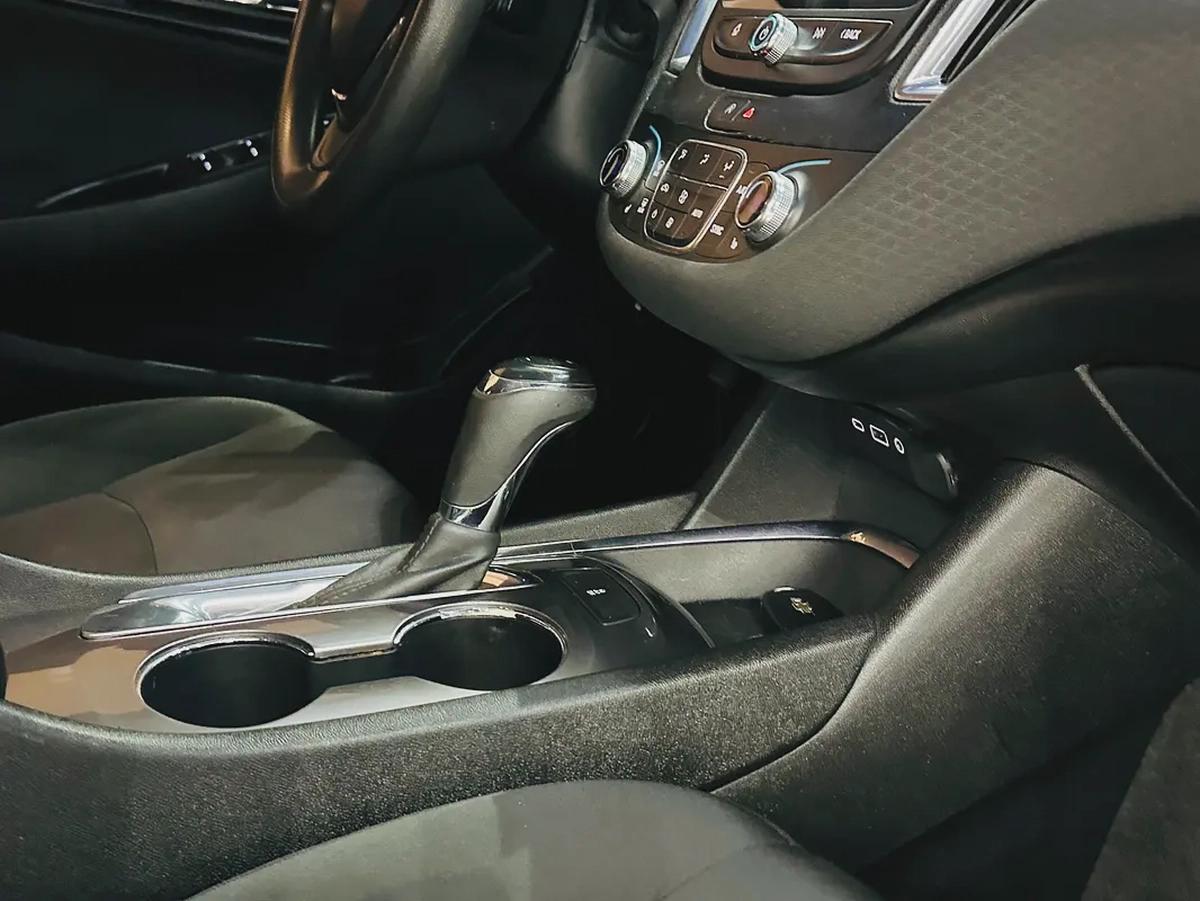 CHEVROLET MALIBU 2020 MODEL YEAR WITH ONE YEAR WARRANTY-10-10