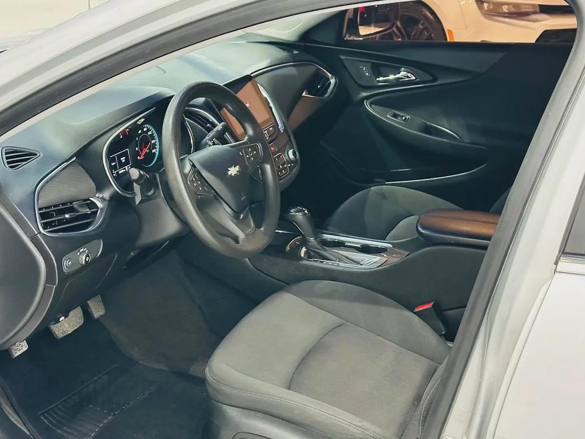 CHEVROLET MALIBU 2020 MODEL YEAR WITH ONE YEAR WARRANTY-14-14