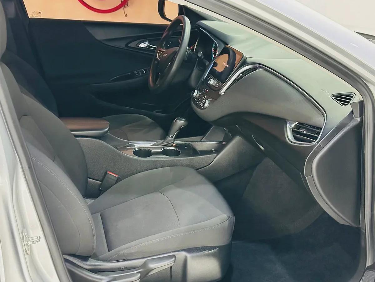 CHEVROLET MALIBU 2020 MODEL YEAR WITH ONE YEAR WARRANTY-18-18