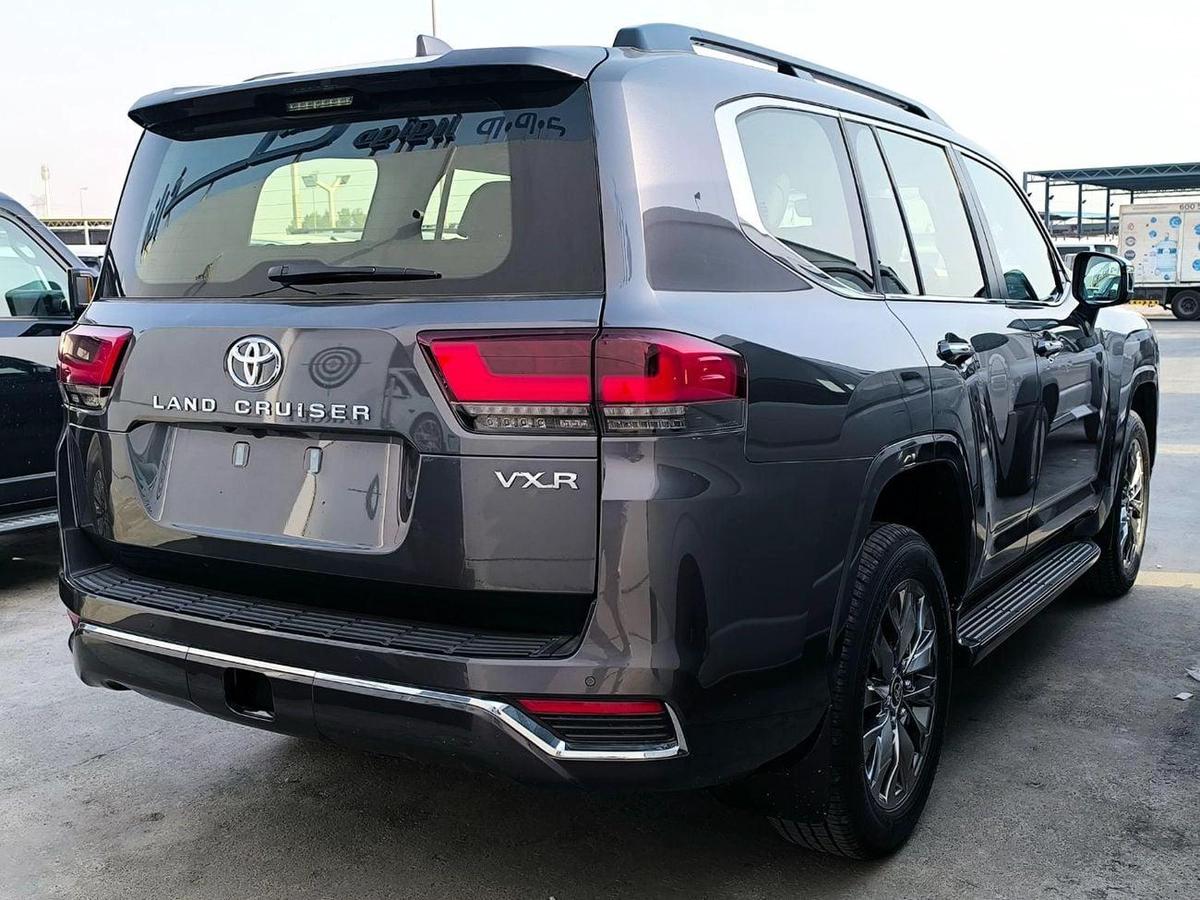 Toyota Land Cruiser LAND CRUISER VXR 3.3L DIESEL-4-4