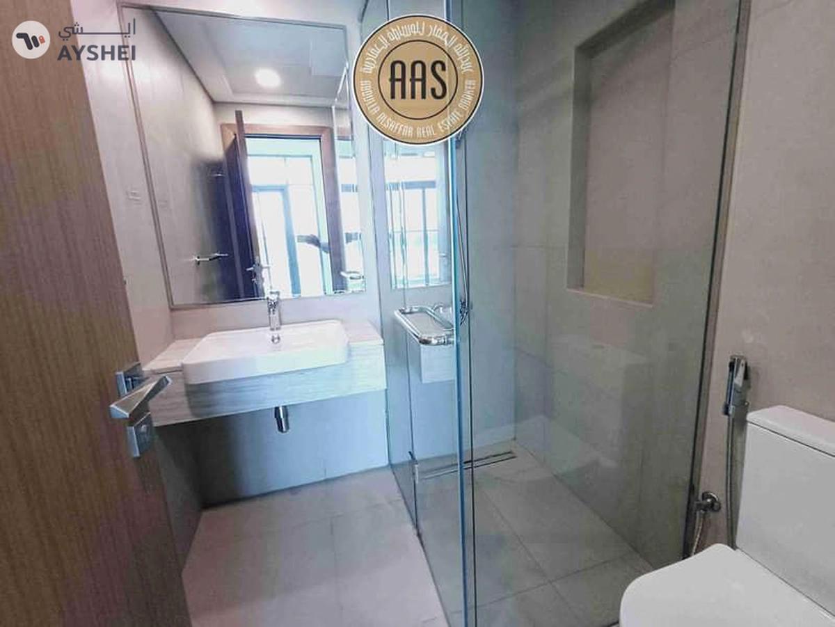 Affordable and spacious 1BHK only 76K near to metro statio-1-landscape