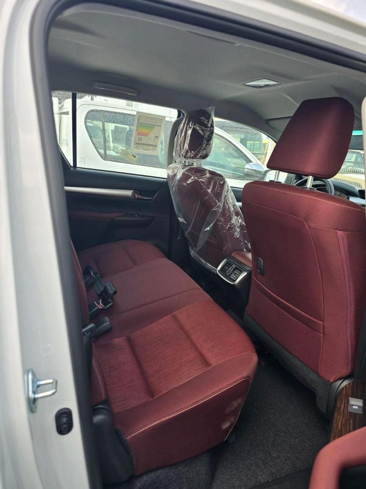 Toyota Hilux TOYOTA HILUX OMAN 4.0L V6 FULL OPTION 2026 MODEL-6-6