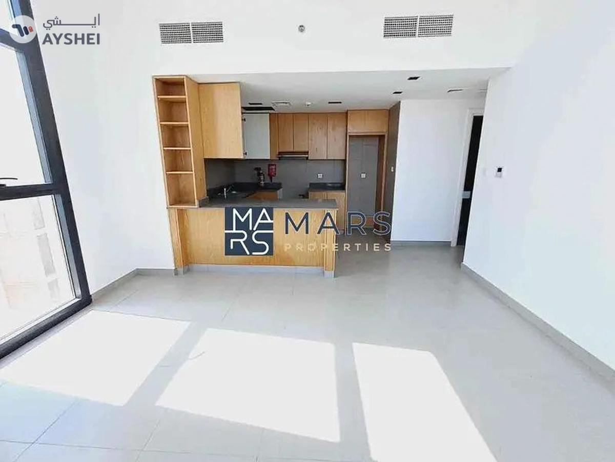 Available Now | Family Community | Vacant-3-3