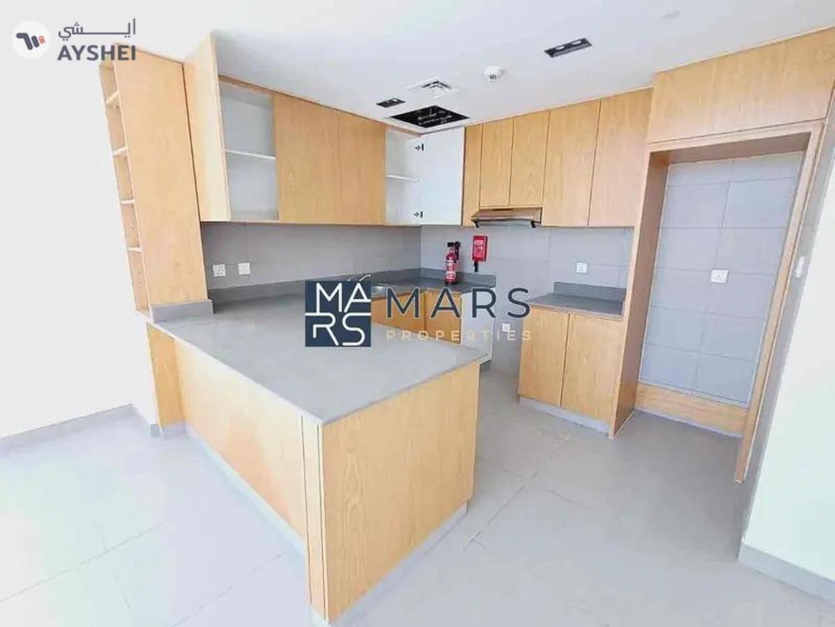 Available Now | Family Community | Vacant-4-4