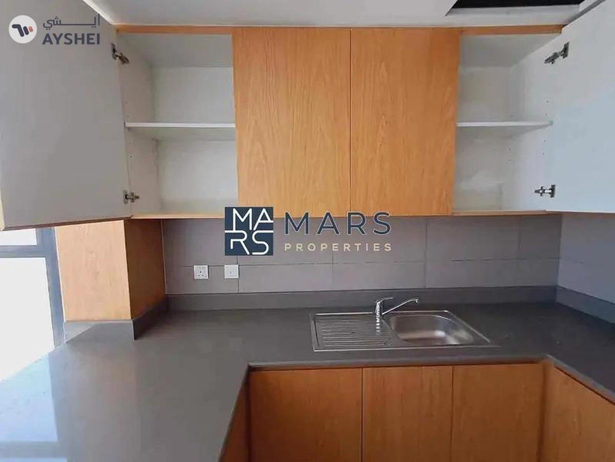 Available Now | Family Community | Vacant-5-5