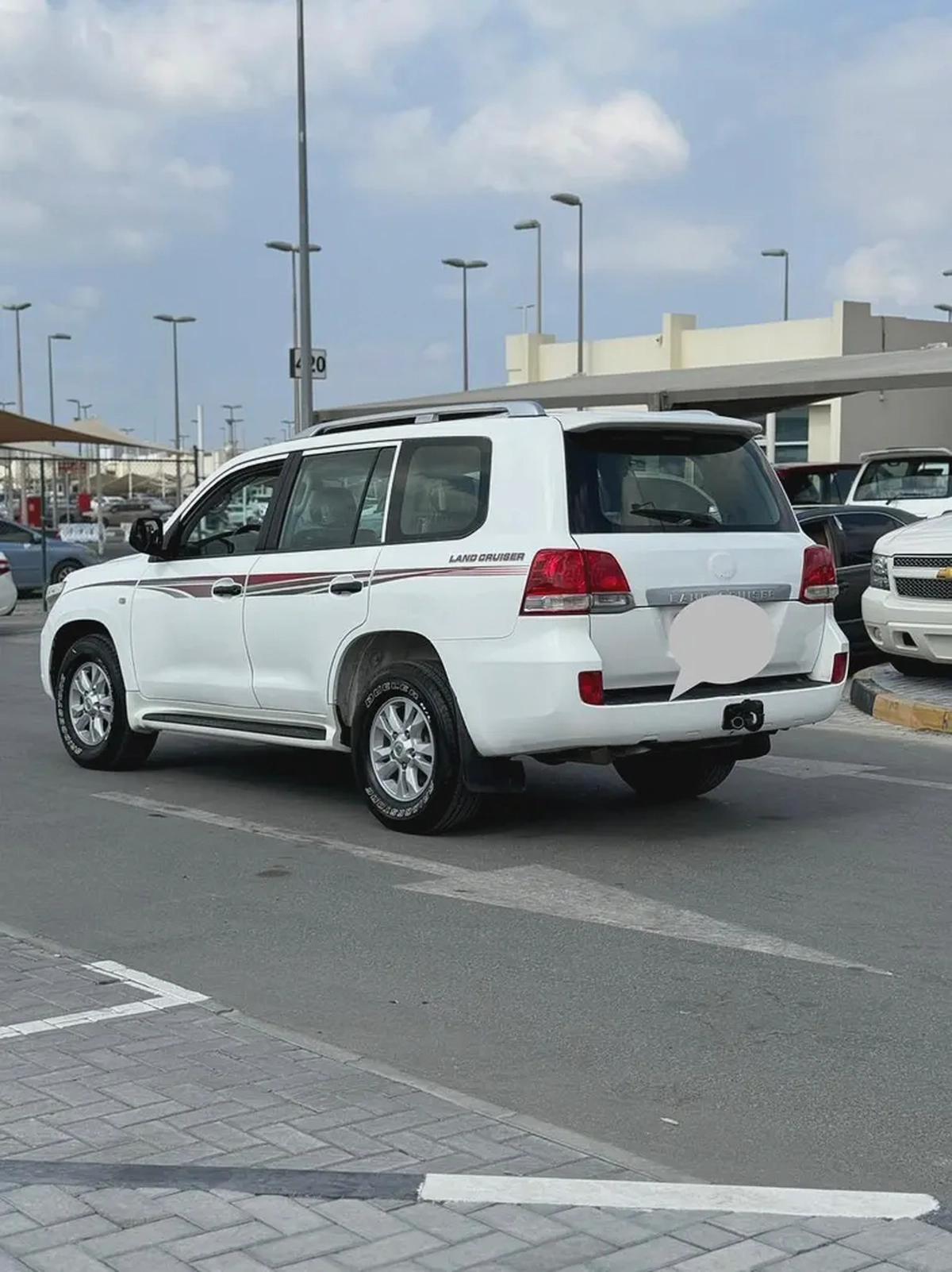 Land Cruiser DIESEL manual V8 calen car 2011-3-3