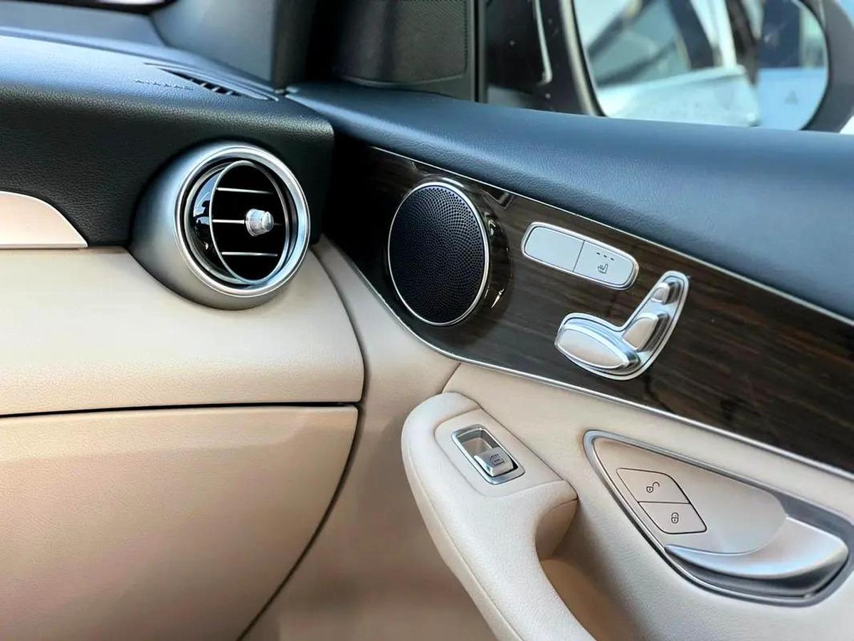 Mercedes-Benz GLC Coupe GLC 300, 2022 - GCC/Other Specs-6-6