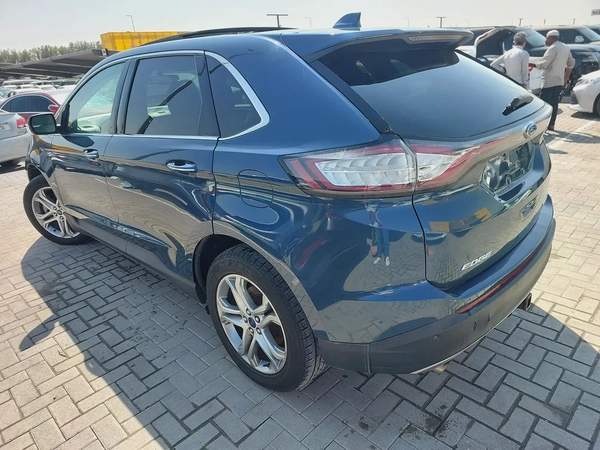 فورد إدج تيتانيوم 2016